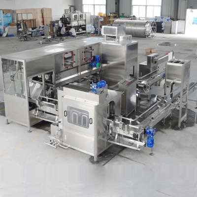 購入 カスタマイズされた自動5ガロンの水差しの充填機300BPH online manufacture